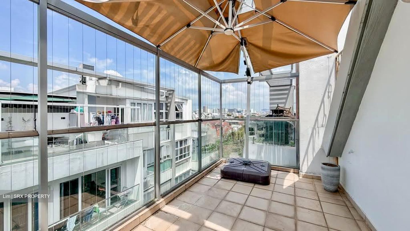 Blu Coral (D15), Condominium #580298181